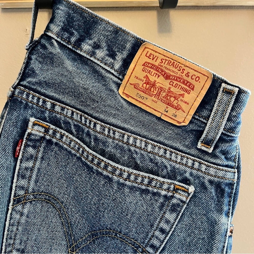 Vintage Levi's 550 Relaxed Fit Jeans Short Inseam